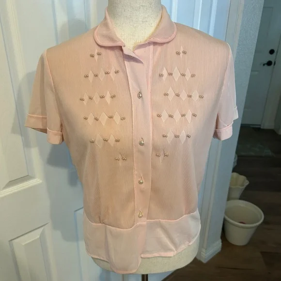 1950’s Vintage Blouse Feminine Pink Faux Pearls Pleated Size Large - Picture 2 of 9